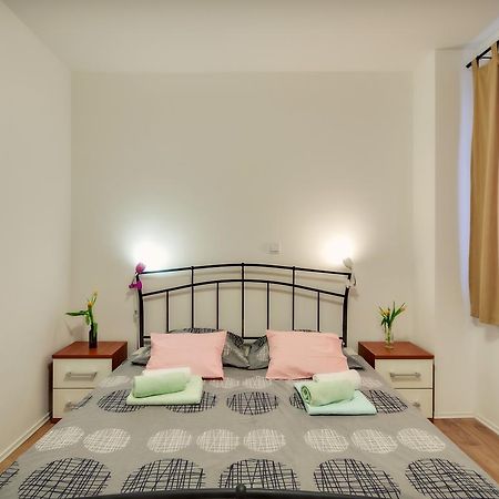 Apartment Katja 로고즈니차 객실 사진