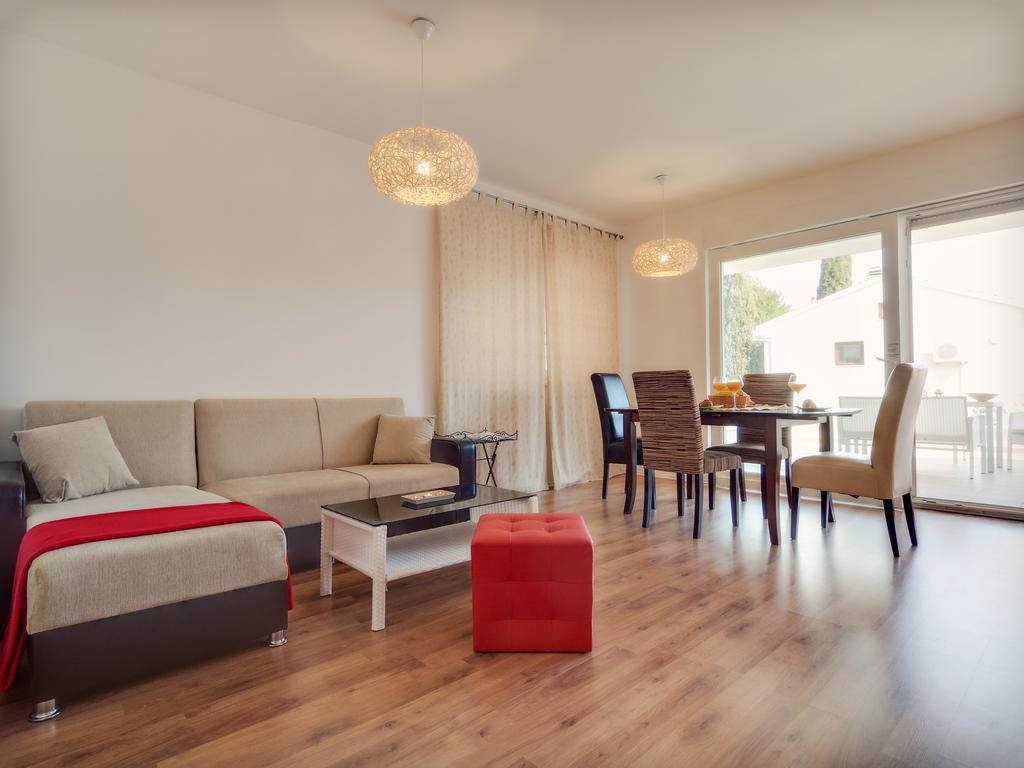 Apartment Katja 로고즈니차 객실 사진